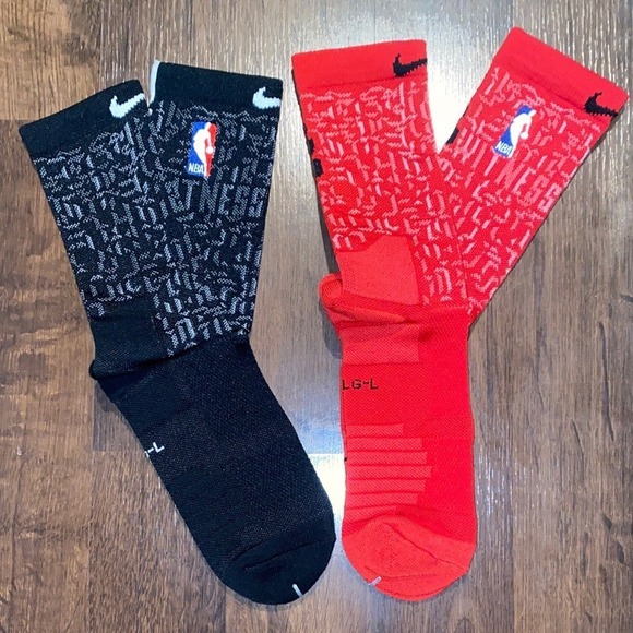 Nike Elite NBA Witness Greatness On-Court Crew Socks Black Red Brand New 2 Pairs